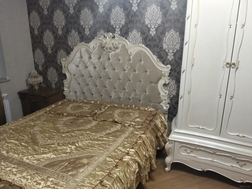 Kirayə verilir 3 otaqlı mənzil 120 m²