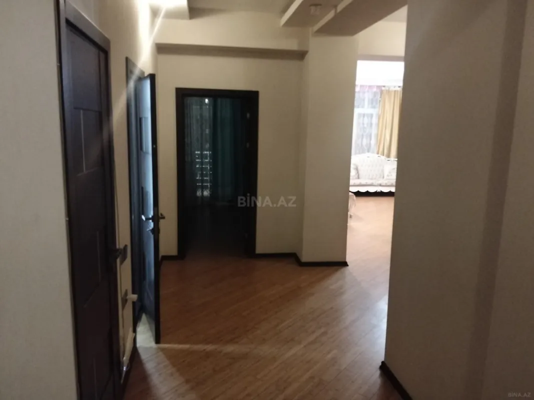 Kirayə verilir 3 otaqlı mənzil 120 m²