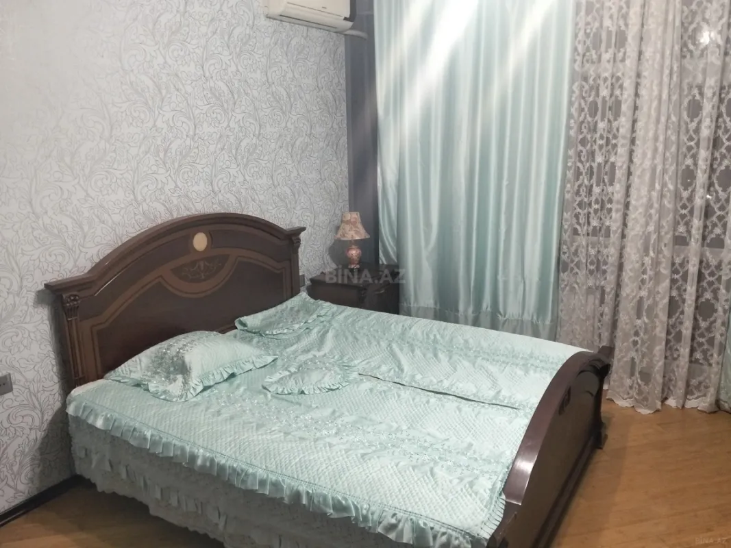 Kirayə verilir 3 otaqlı mənzil 120 m²