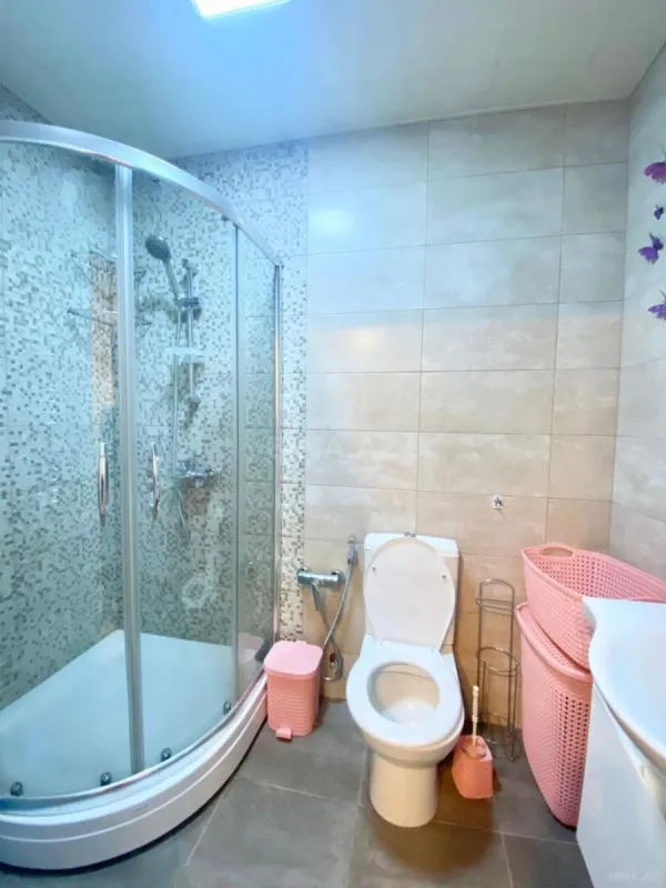 Kirayə verilir 2 otaqlı mənzil 55 m²