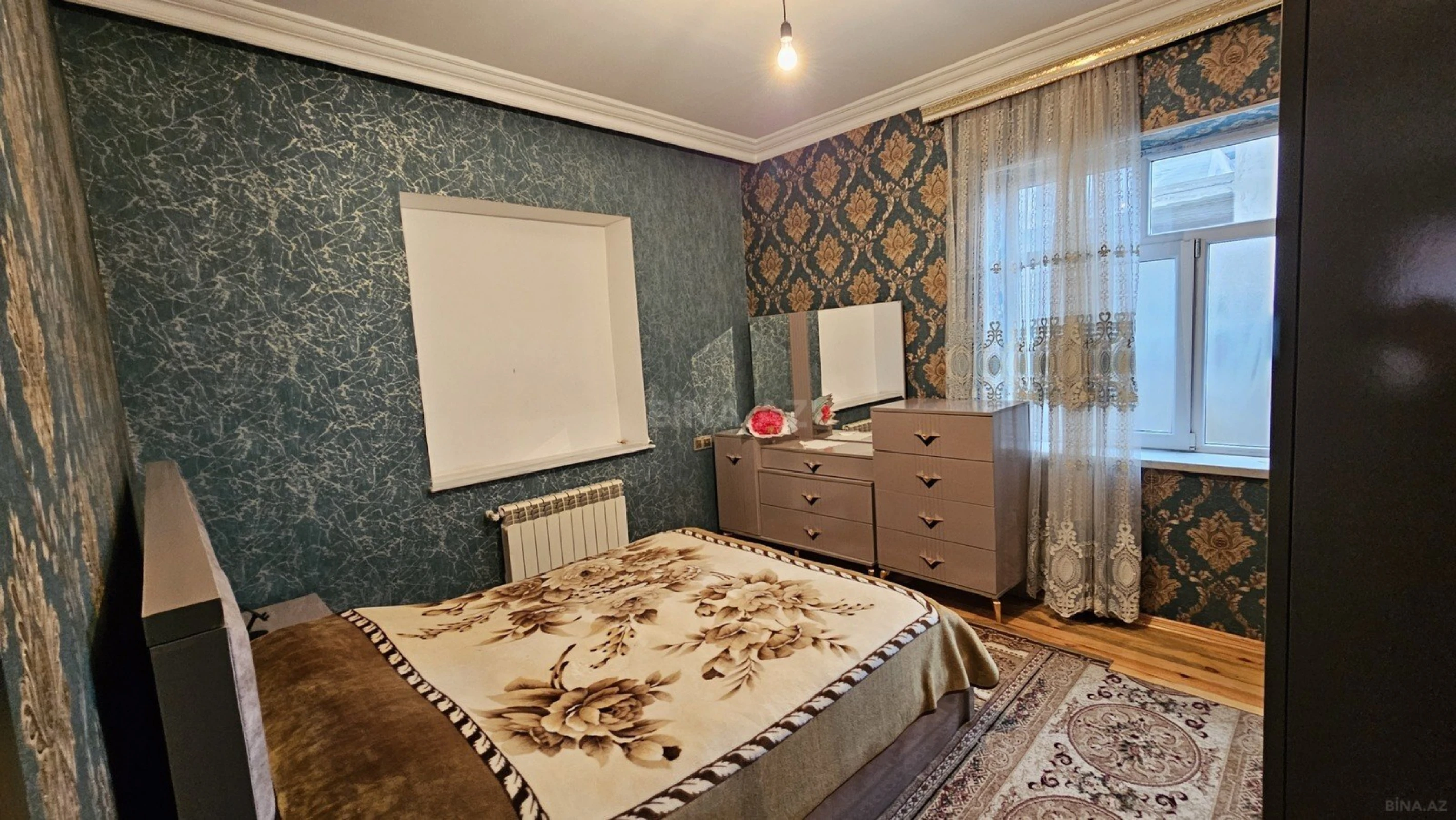 Satılır 7 otaqlı həyət evi 210 m²