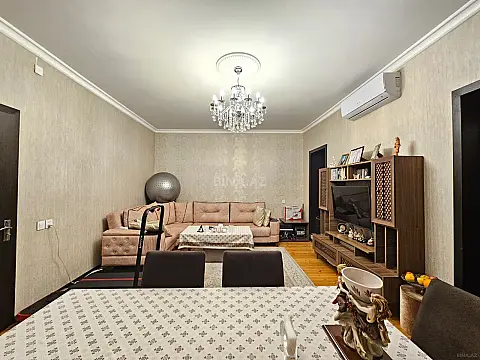Satılır 3 otaqlı mənzil 67 m²