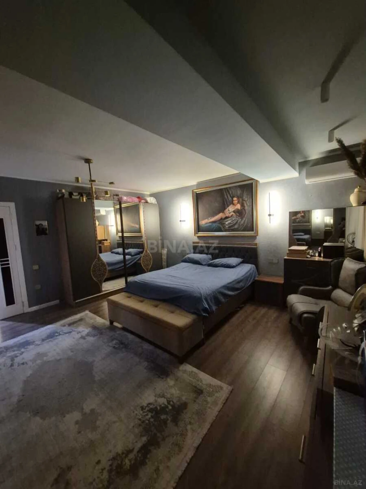 Satılır 2 otaqlı mənzil 85 m²