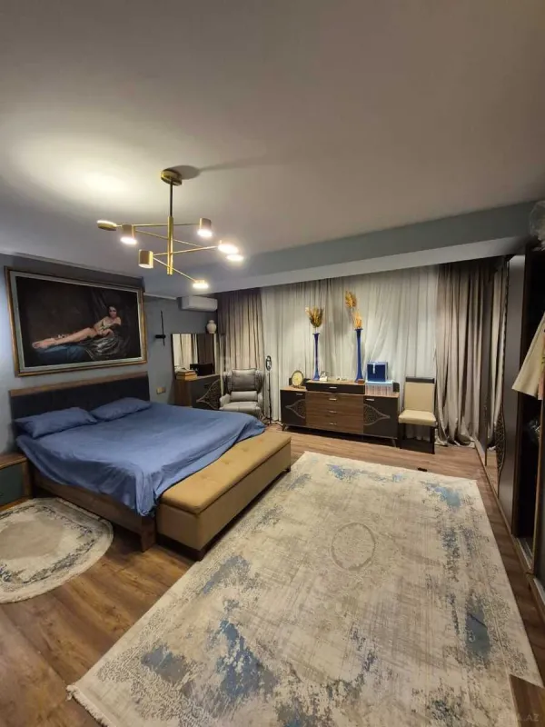 Satılır 2 otaqlı mənzil 85 m²