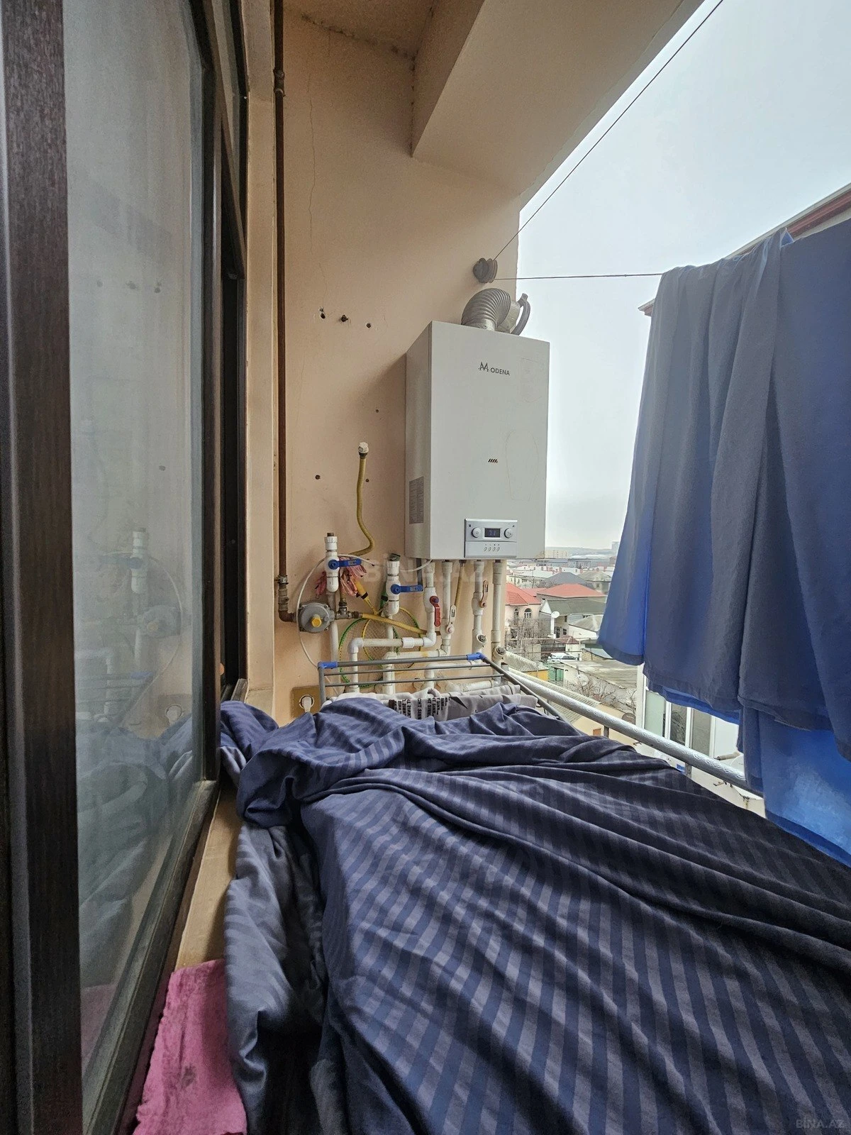 Satılır 2 otaqlı mənzil 67 m²