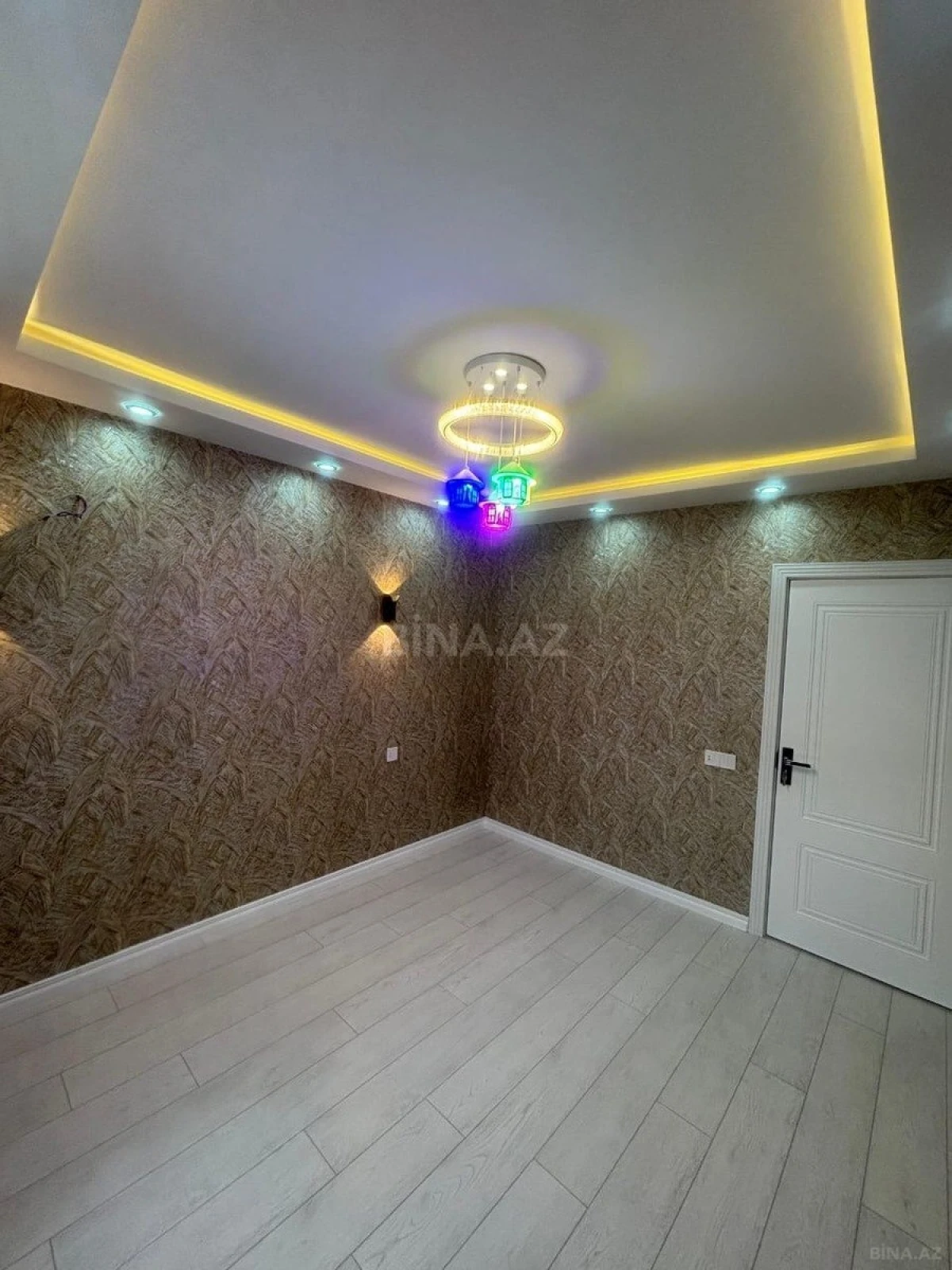 Satılır 3 otaqlı mənzil 65 m²