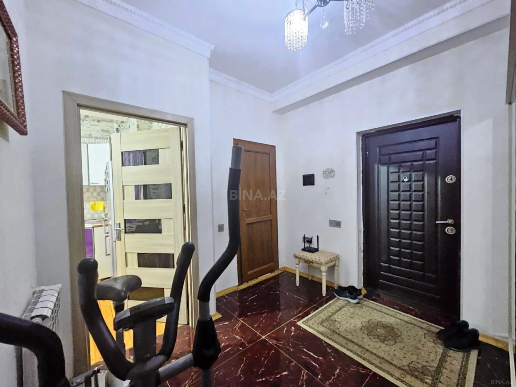 Satılır 2 otaqlı mənzil 67 m²