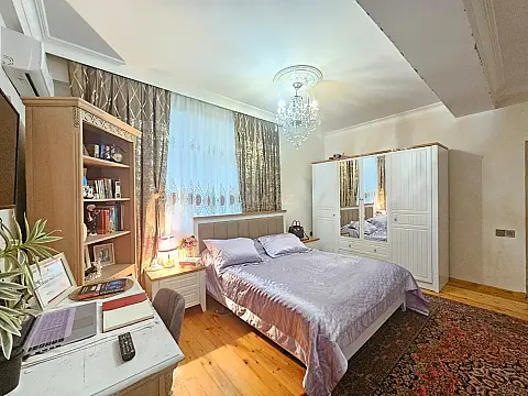 Satılır 2 otaqlı mənzil 67 m²