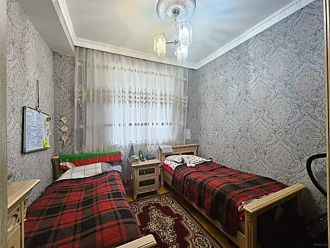 Satılır 2 otaqlı mənzil 67 m²