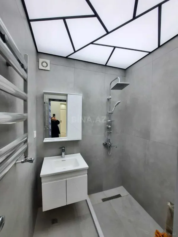 Satılır 2 otaqlı mənzil 65 m²