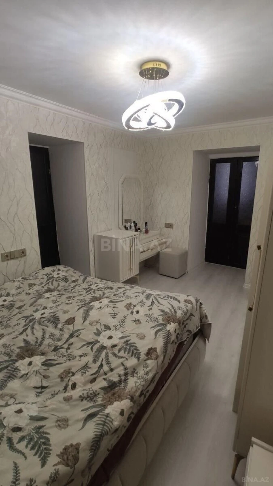 Satılır 3 otaqlı mənzil 72 m²
