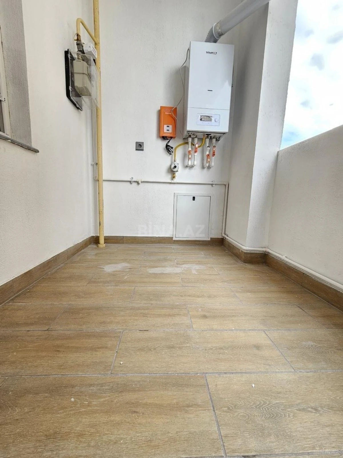 Satılır 2 otaqlı mənzil 60 m²
