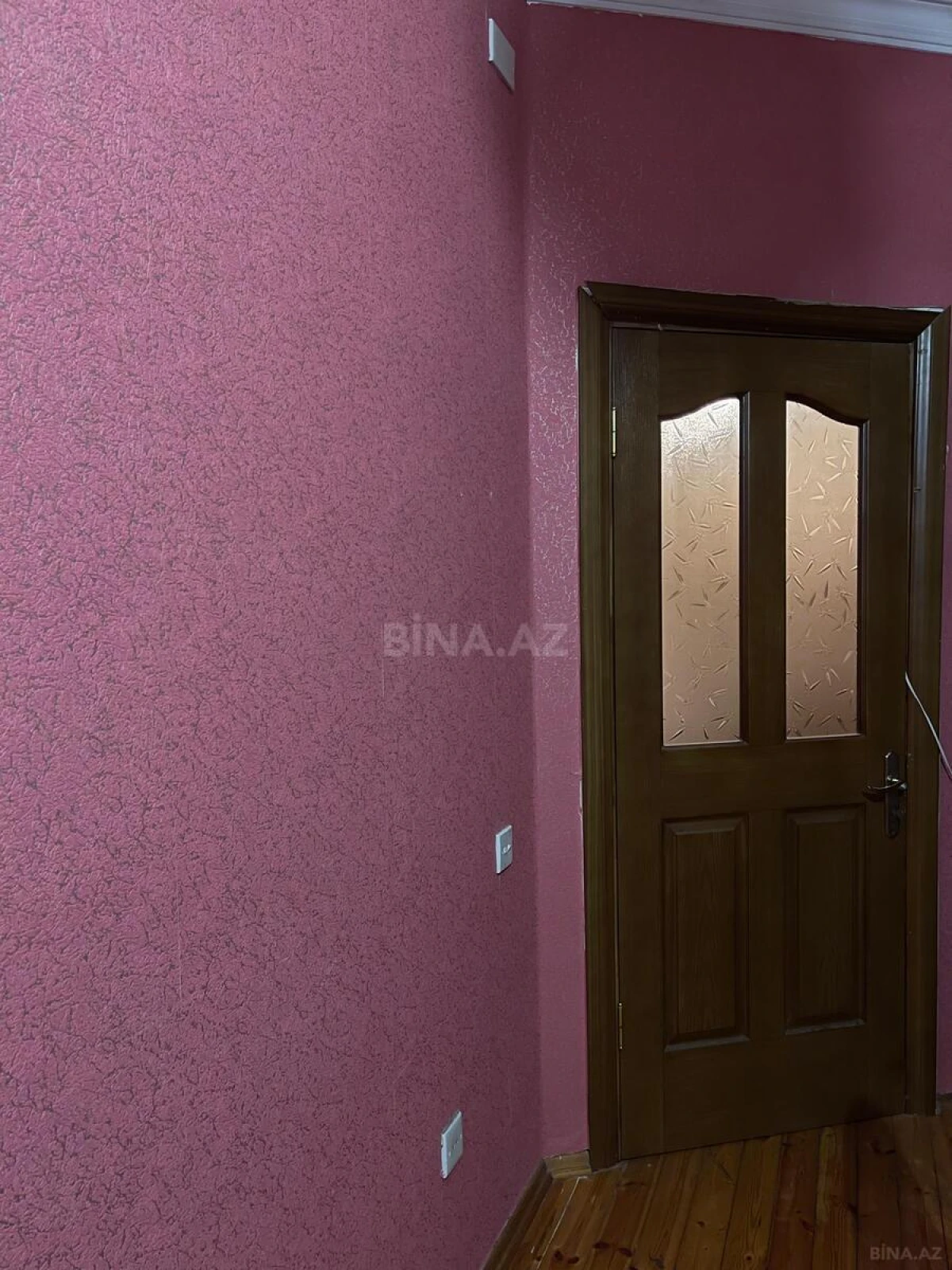 Kirayə verilir 2 otaqlı mənzil 55 m²