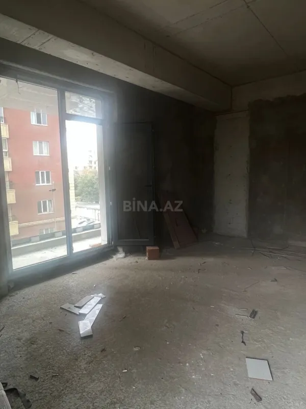 Satılır 1 otaqlı mənzil 66 m²