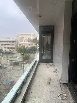 Satılır 1 otaqlı mənzil 66 m²