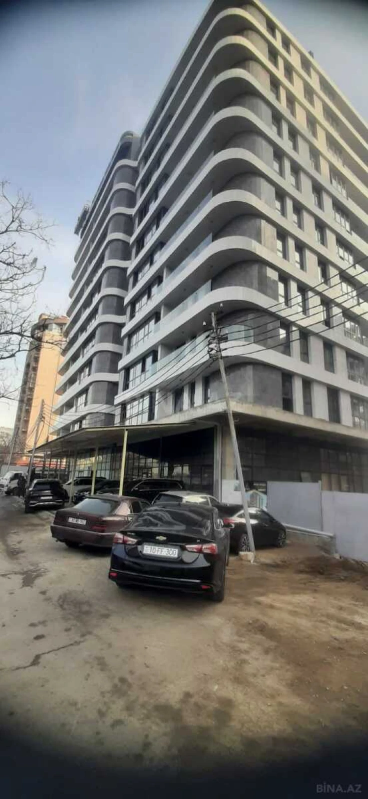 Satılır 1 otaqlı mənzil 66 m²