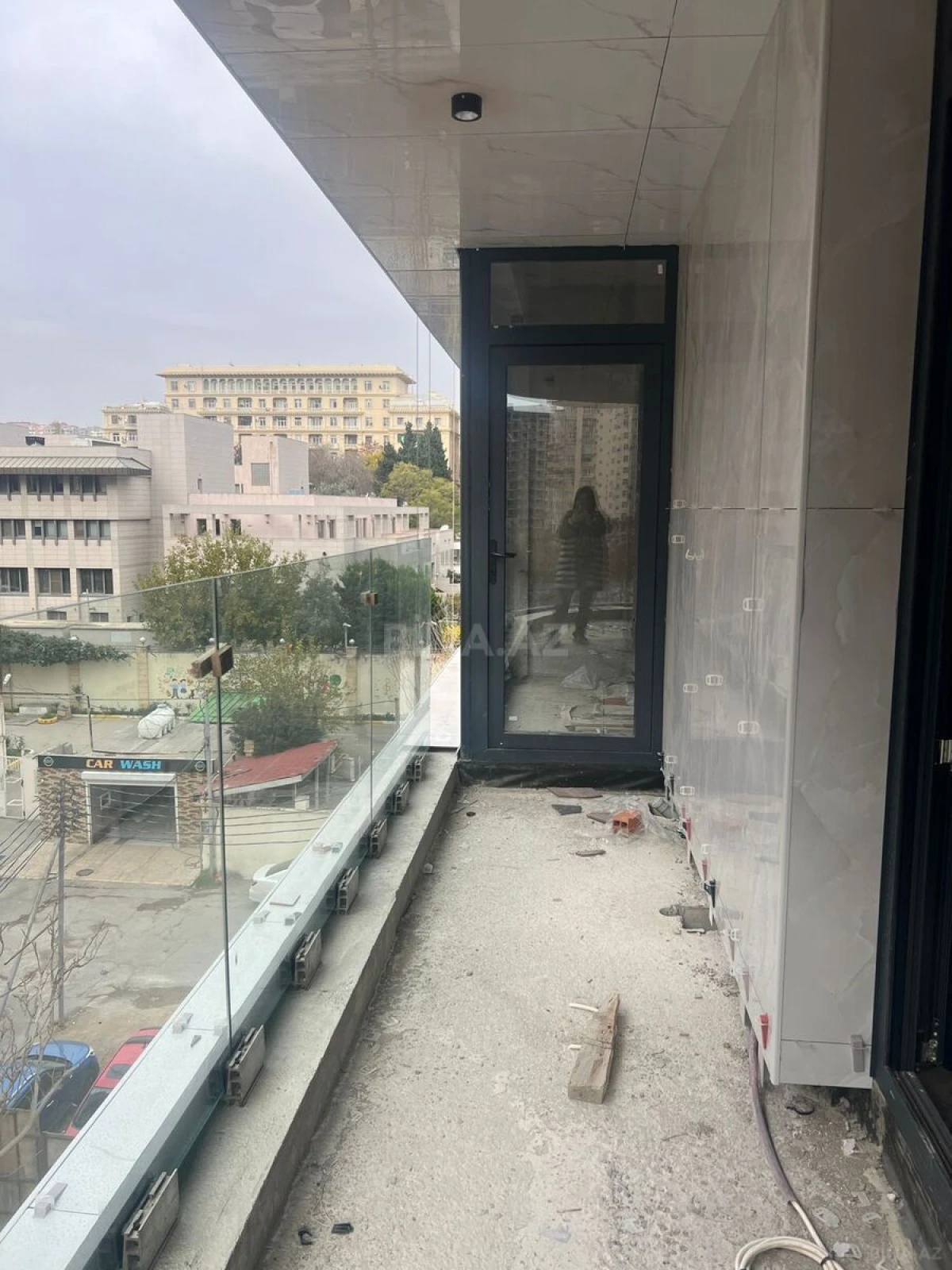 Satılır 1 otaqlı mənzil 66 m²