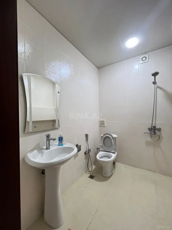 Satılır 1 otaqlı mənzil 55 m²