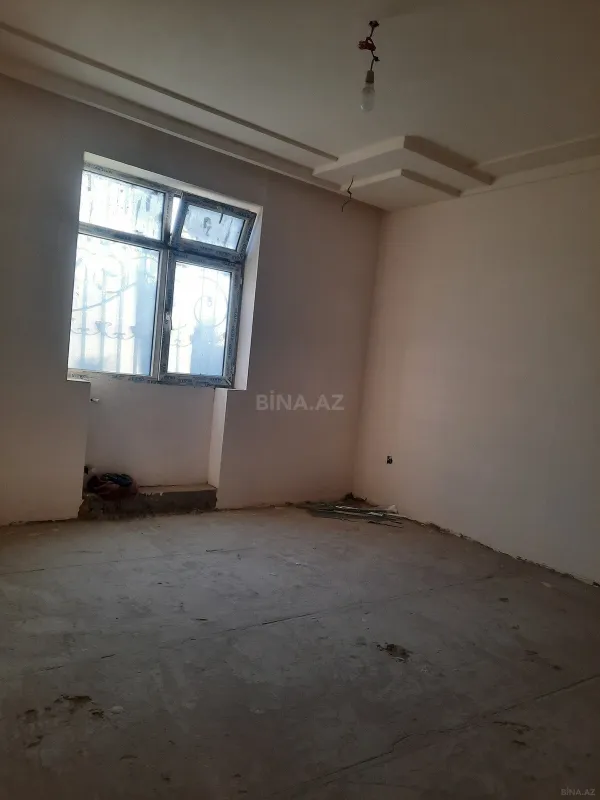 Satılır 5 otaqlı həyət evi 328 m²