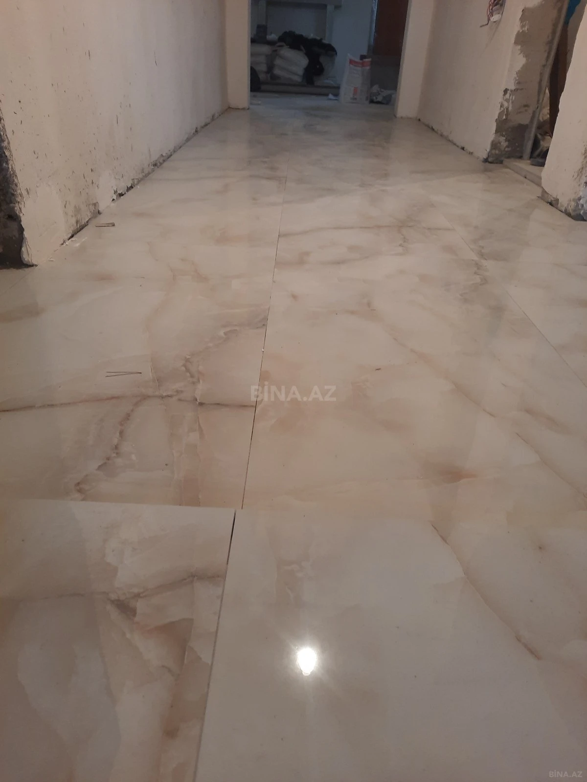 Satılır 5 otaqlı həyət evi 328 m²
