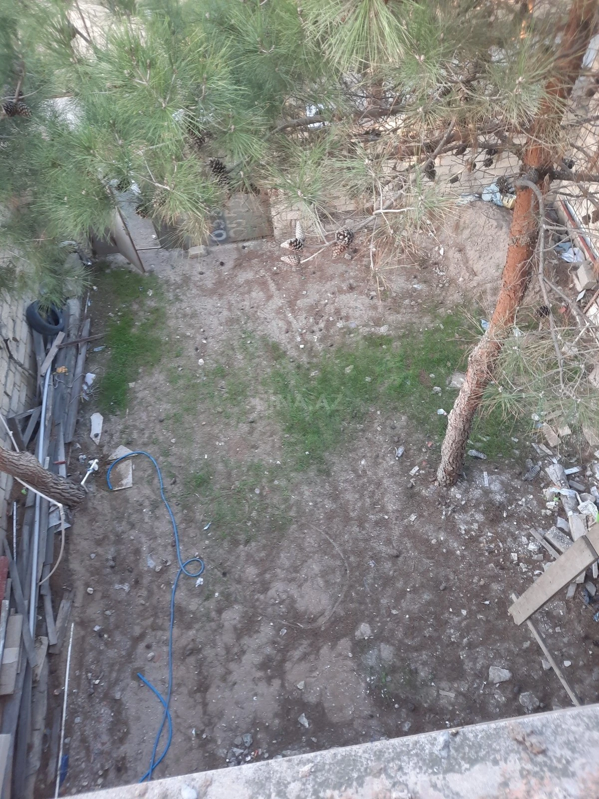 Satılır 5 otaqlı həyət evi 328 m²