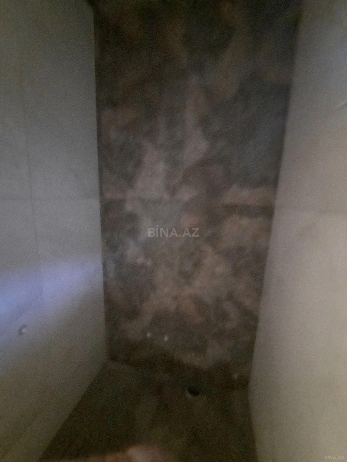 Satılır 5 otaqlı həyət evi 328 m²