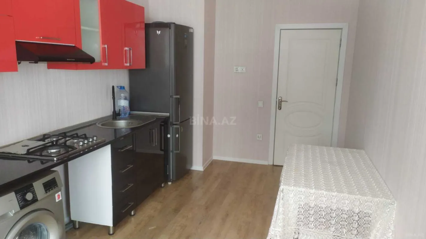 Kirayə verilir 3 otaqlı mənzil 102 m²