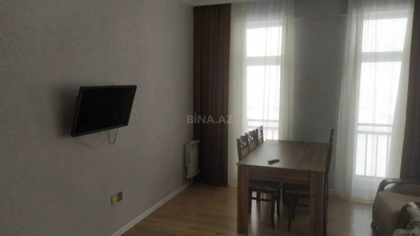 Kirayə verilir 3 otaqlı mənzil 102 m²