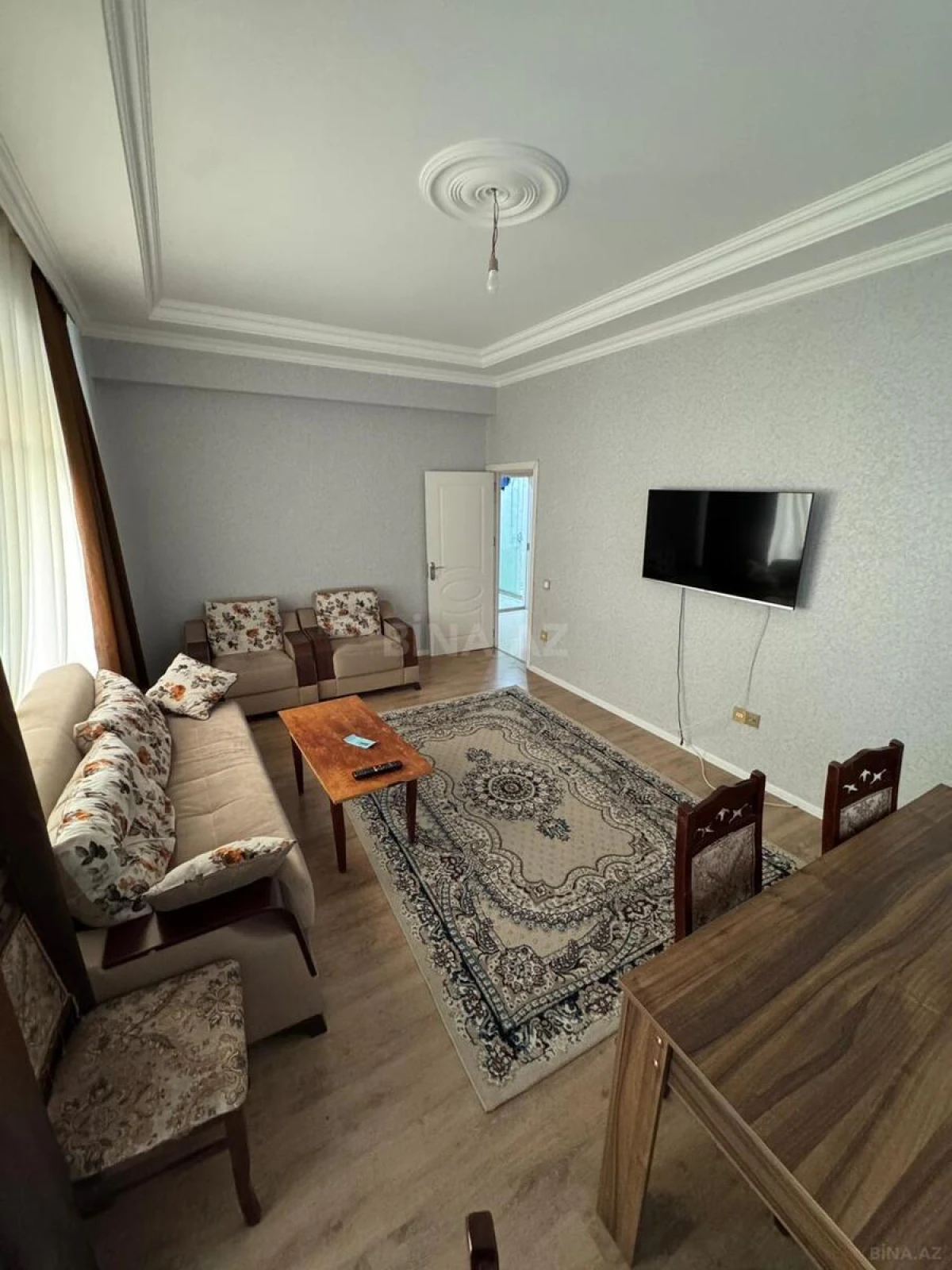 Kirayə verilir 3 otaqlı mənzil 102 m²