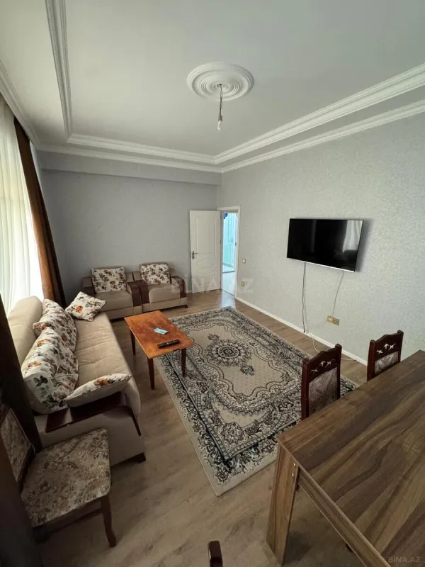 Kirayə verilir 3 otaqlı mənzil 102 m²