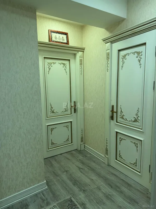 Satılır 2 otaqlı mənzil 68 m²