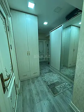 Satılır 2 otaqlı mənzil 68 m²