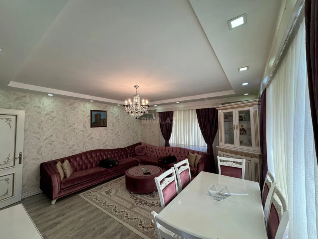 Satılır 2 otaqlı mənzil 68 m²