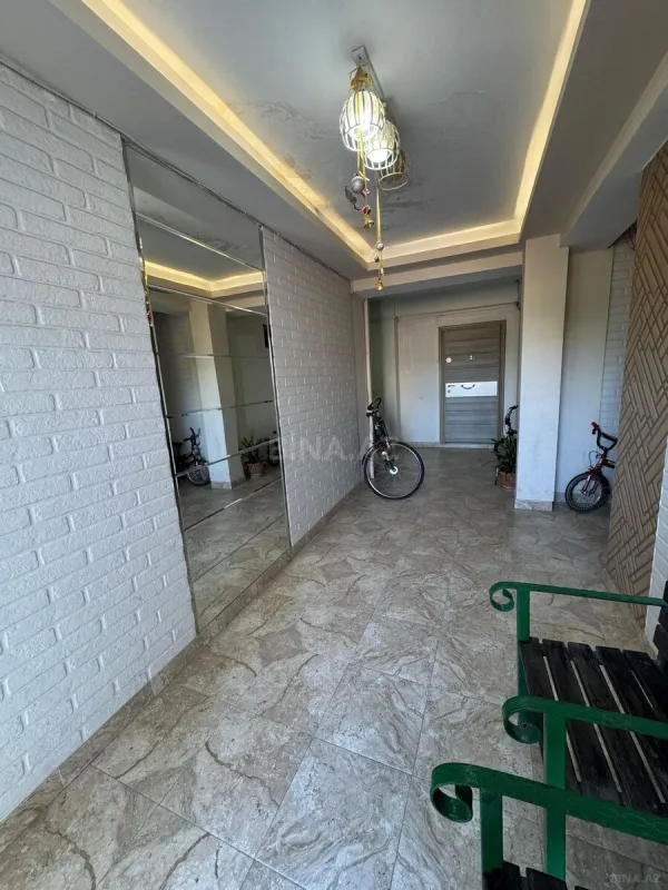 Satılır 2 otaqlı mənzil 68 m²