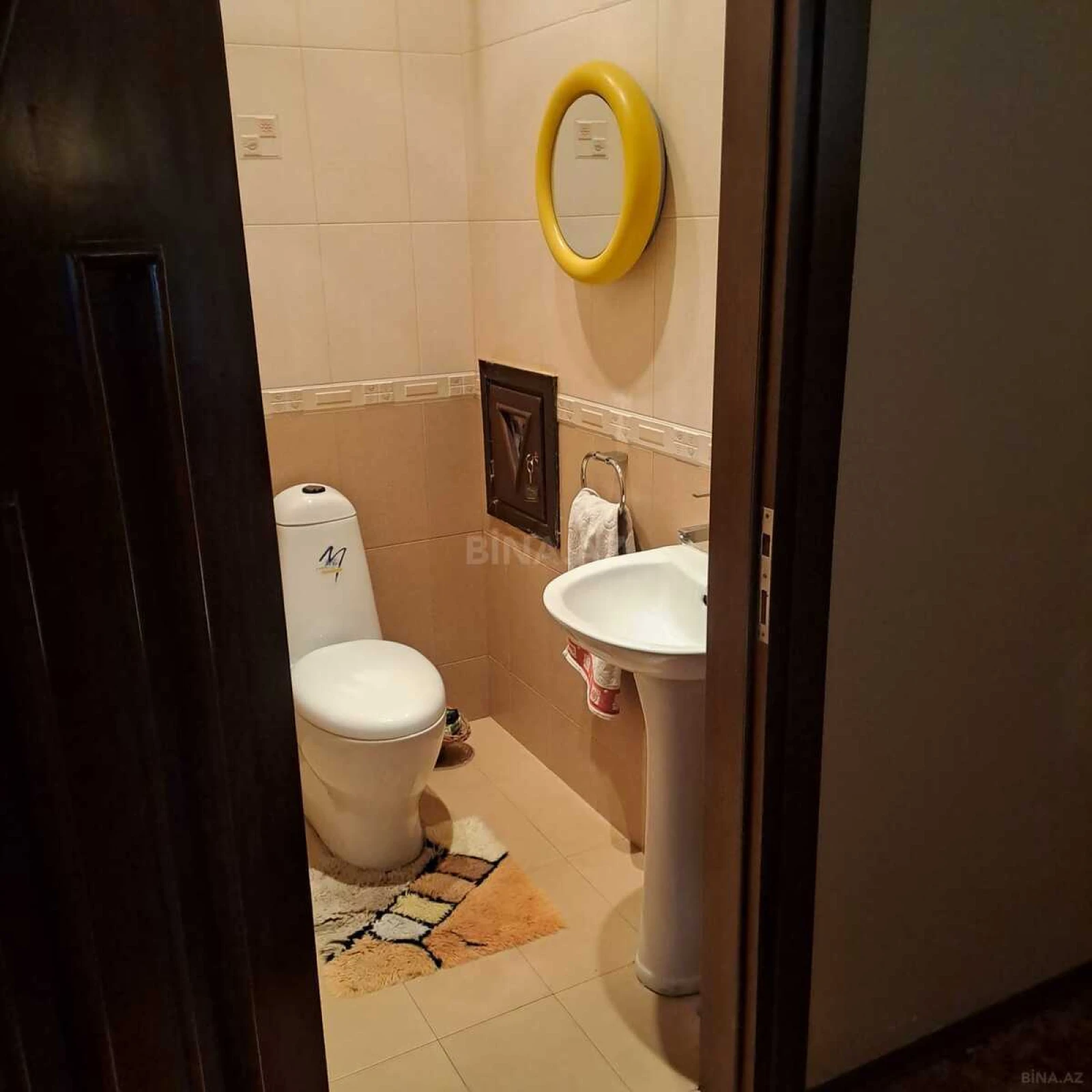 Satılır 4 otaqlı mənzil 180 m²