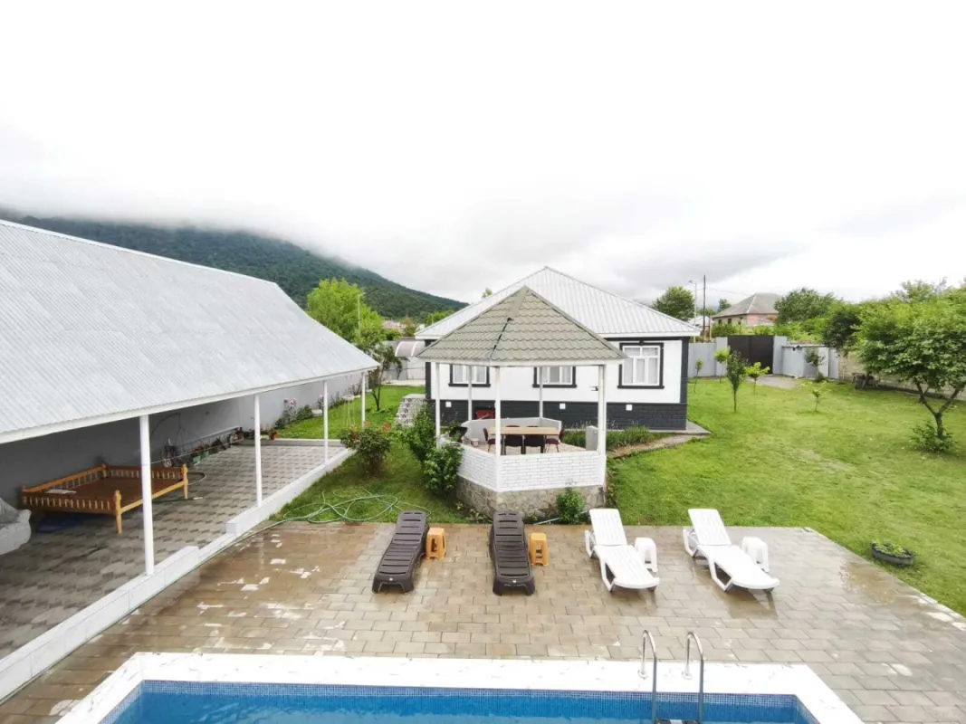 Kirayə verilir 4 otaqlı həyət evi 120 m²