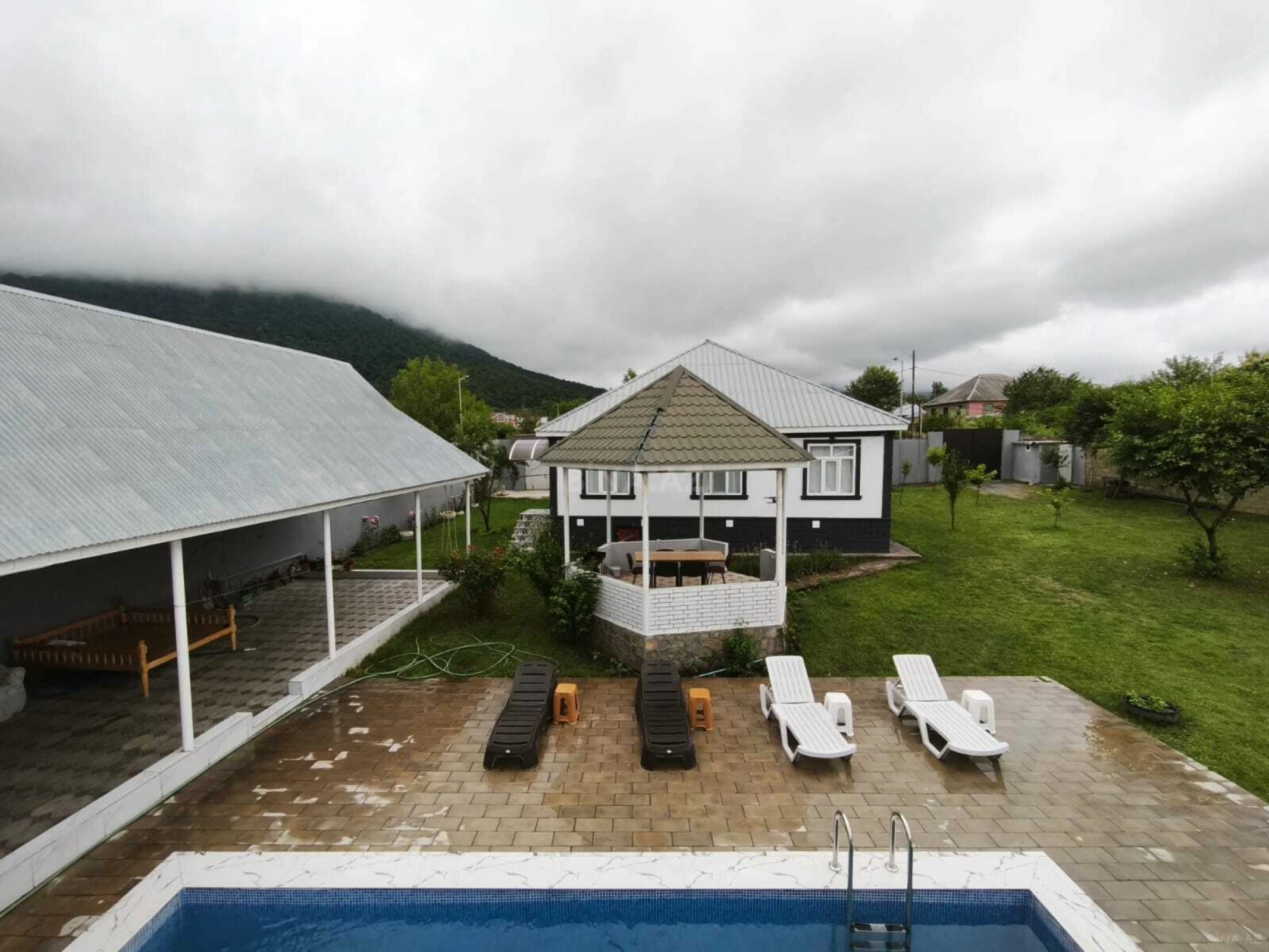 Kirayə verilir 4 otaqlı həyət evi 120 m²