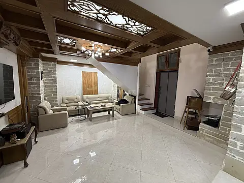 Kirayə verilir obyekt 140 m²