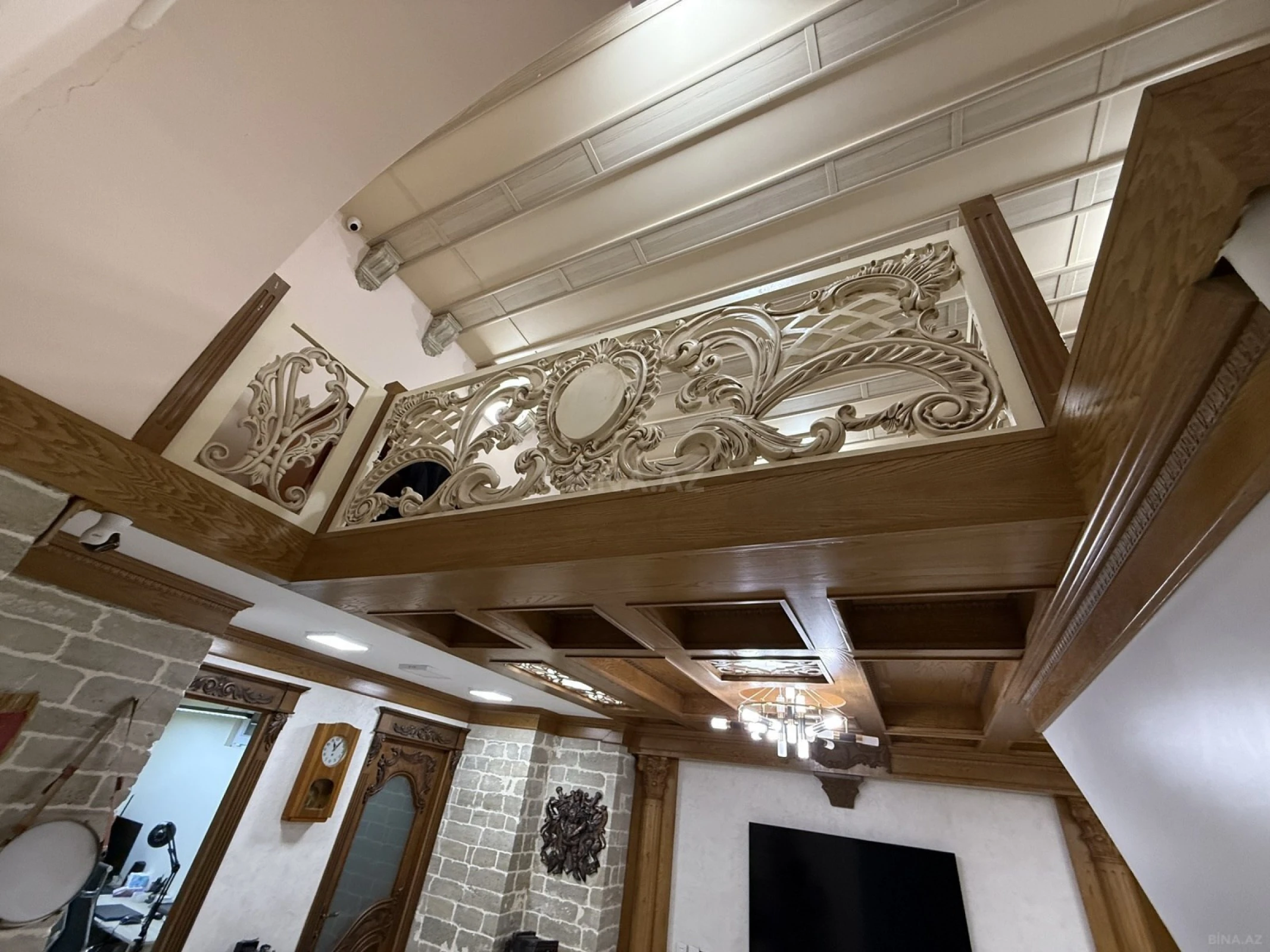 Kirayə verilir obyekt 140 m²