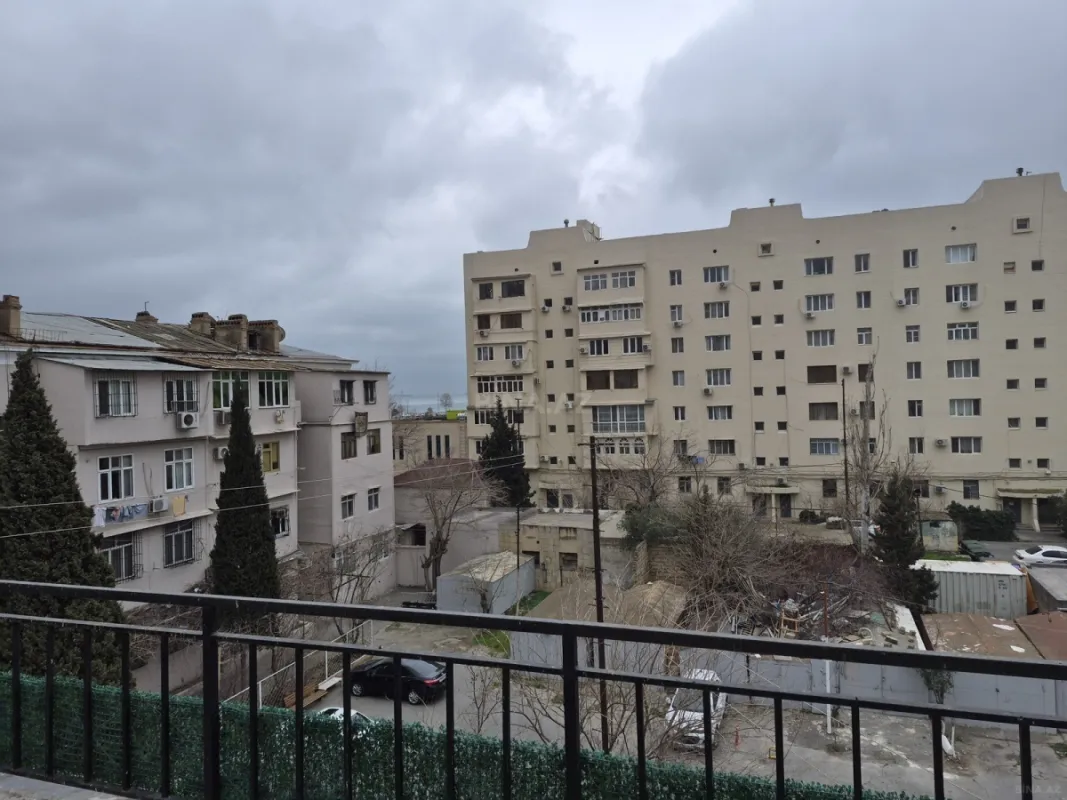 Satılır 2 otaqlı mənzil 60 m²