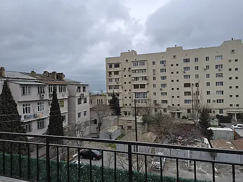 Satılır 2 otaqlı mənzil 60 m²