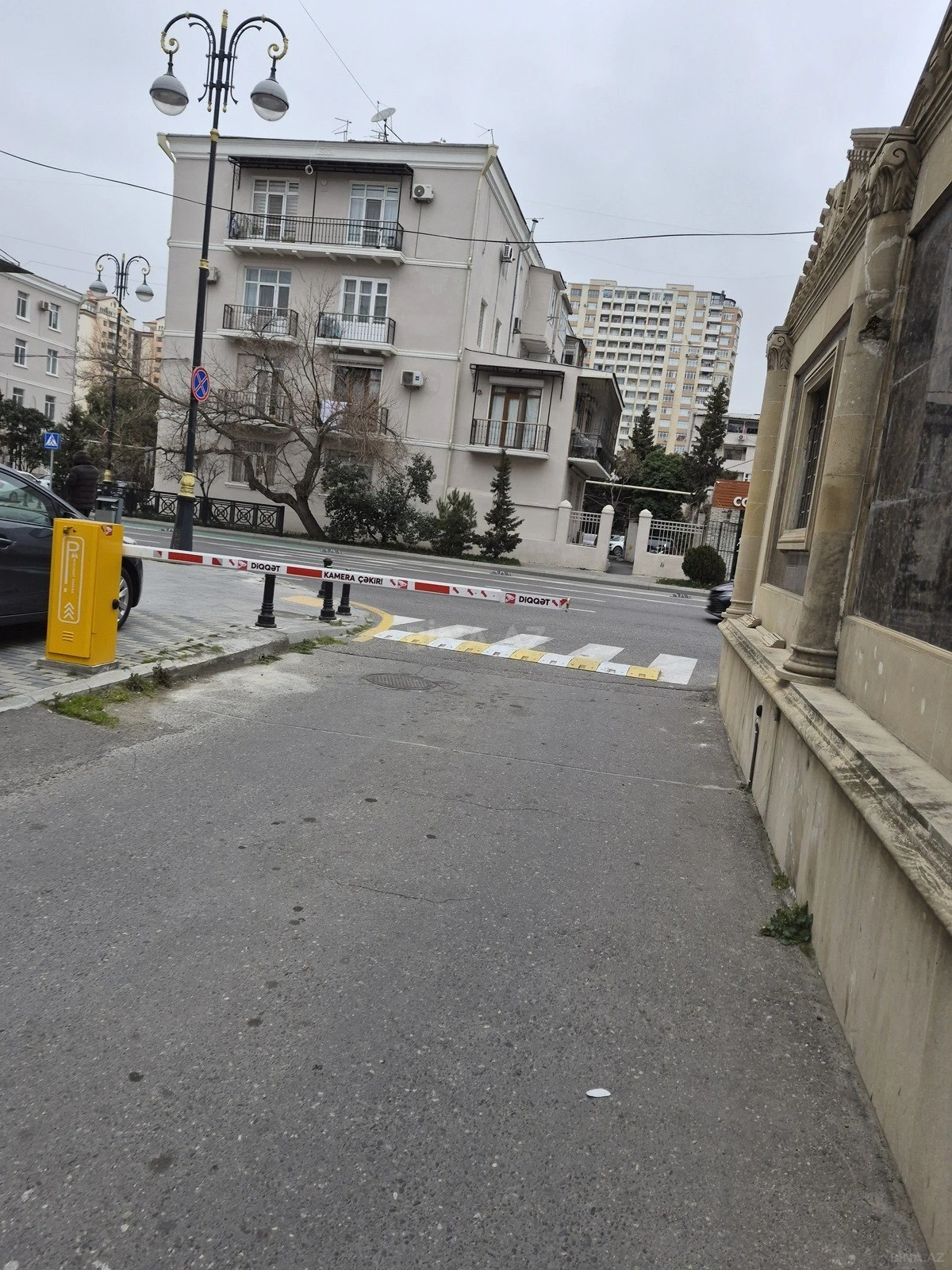 Satılır 2 otaqlı mənzil 60 m²