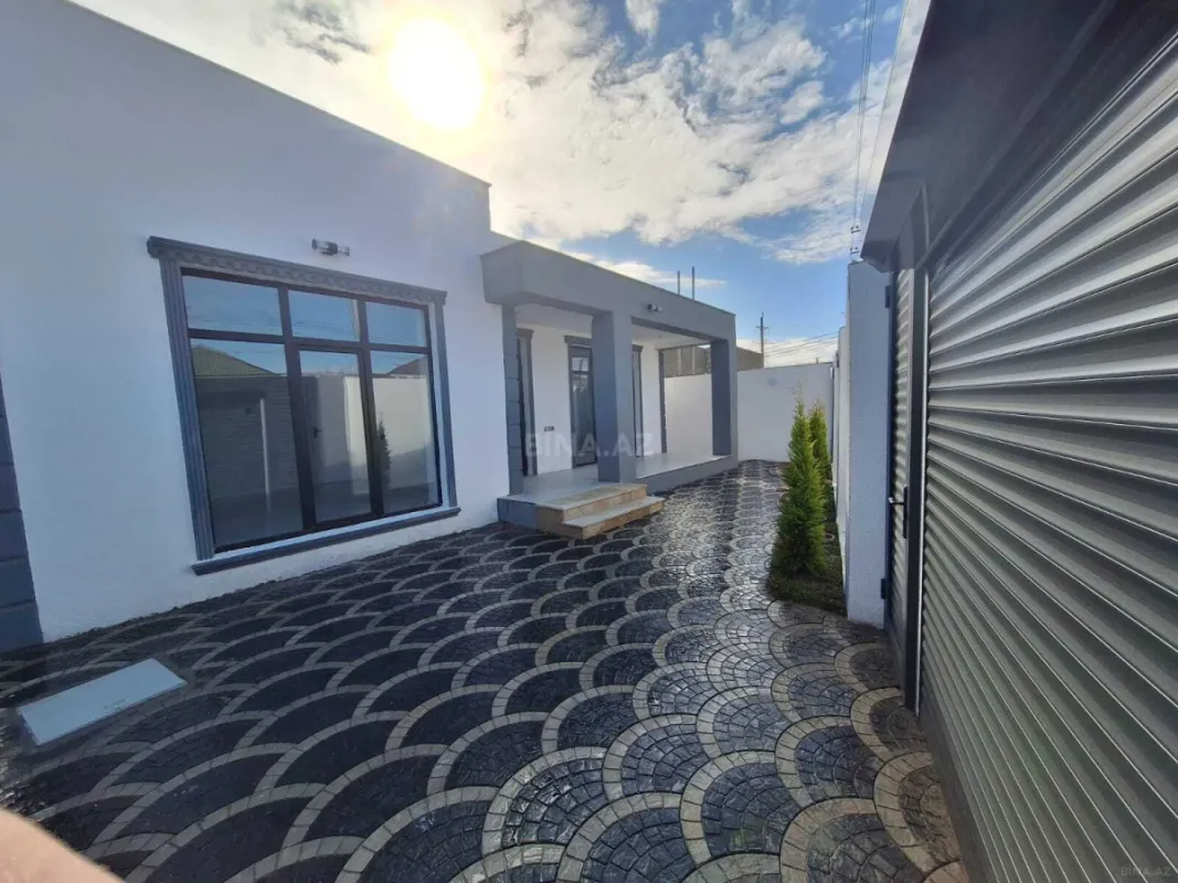 Satılır 4 otaqlı həyət evi 132 m²