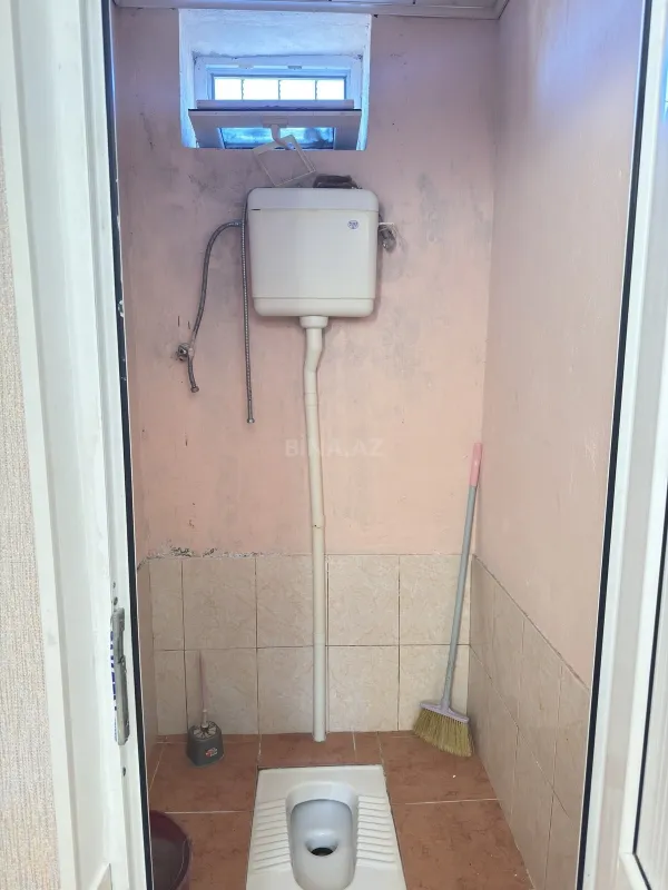 Satılır 6 otaqlı həyət evi 384 m²