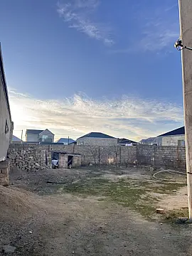 Satılır 6 otaqlı həyət evi 384 m²