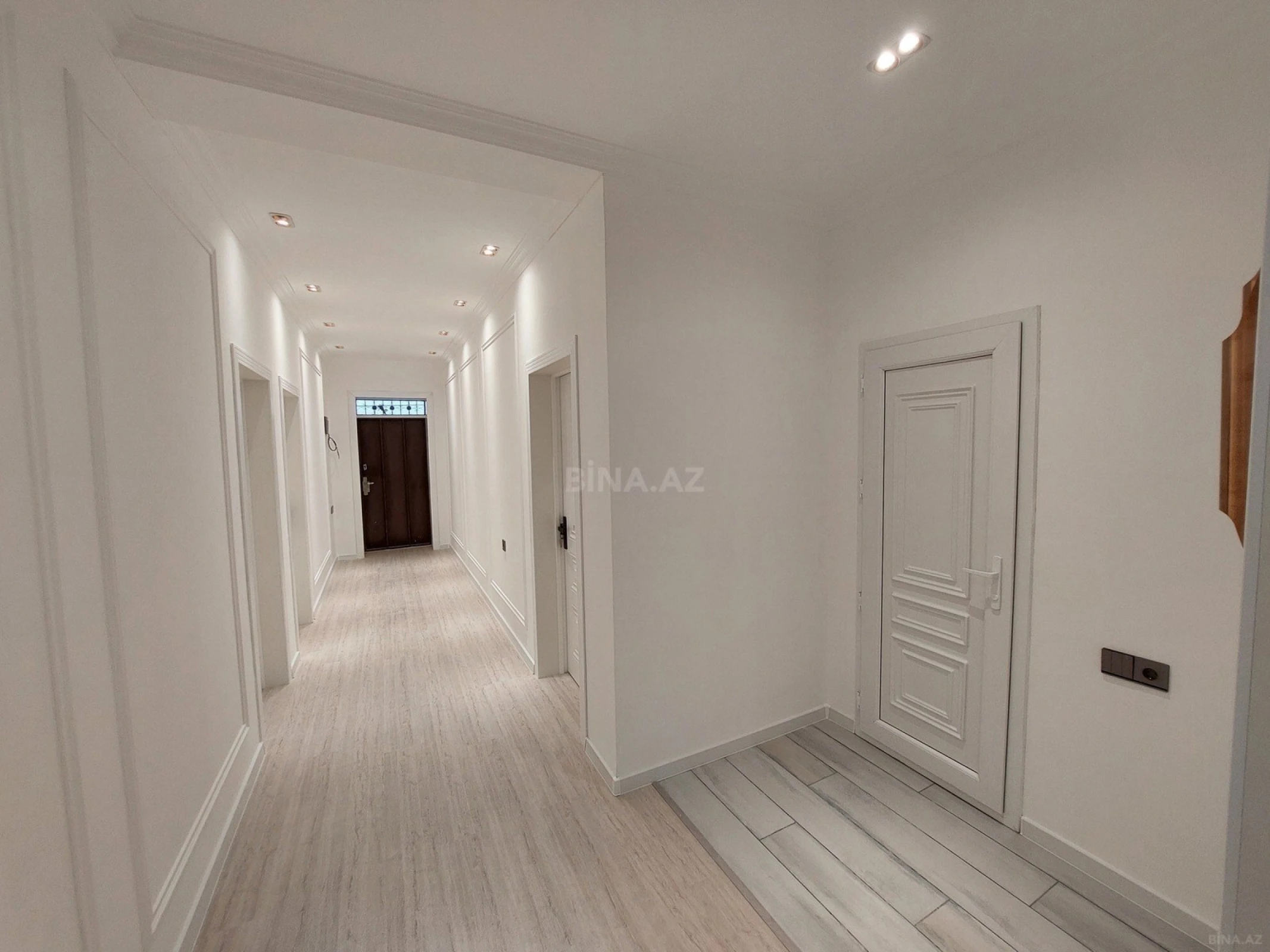 Satılır 4 otaqlı həyət evi 127 m²