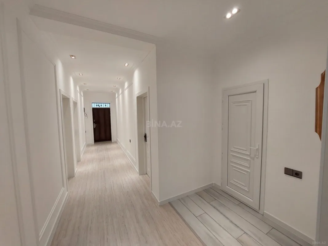 Satılır 4 otaqlı həyət evi 127 m²
