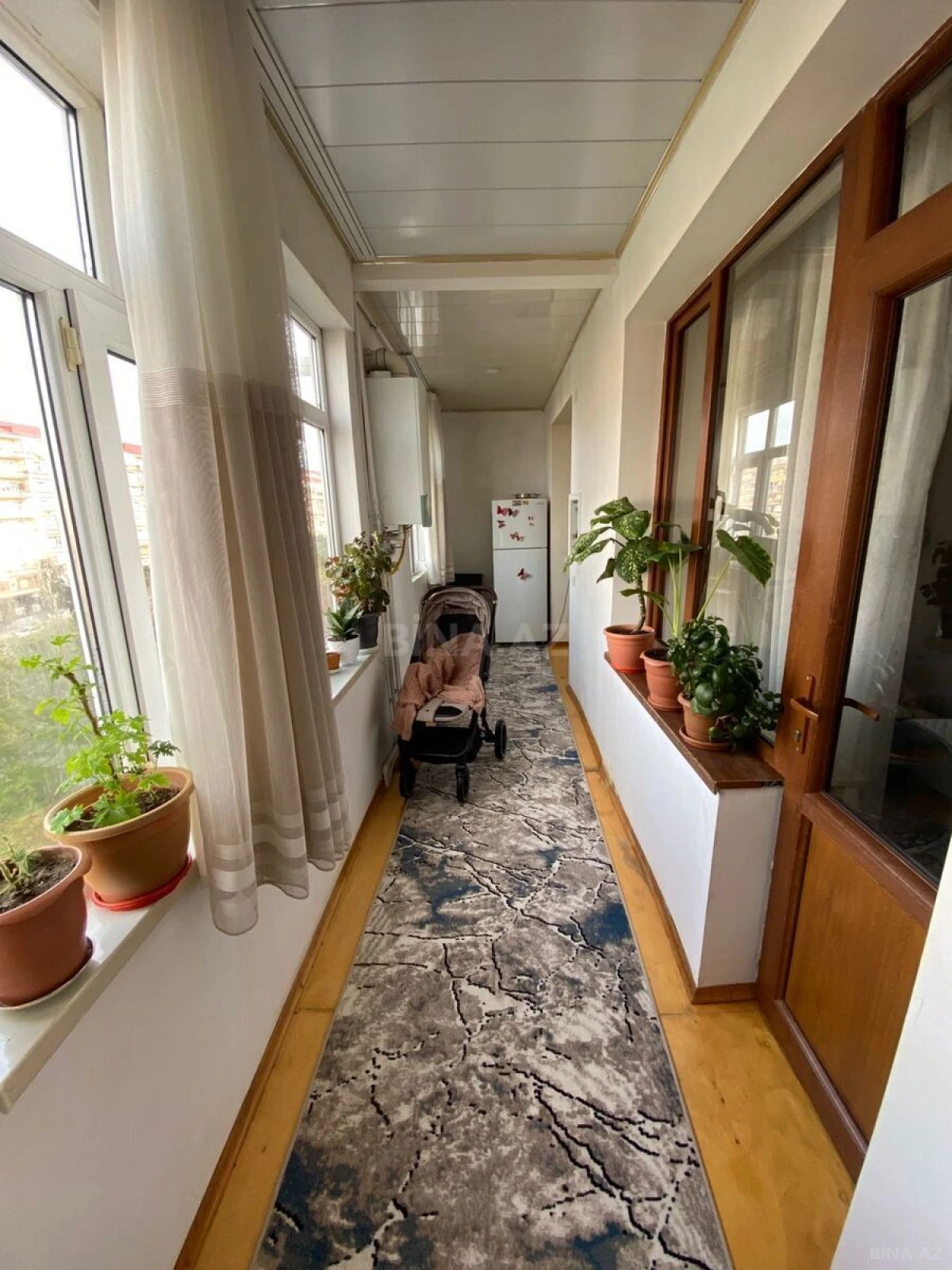 Satılır 4 otaqlı mənzil 100 m²
