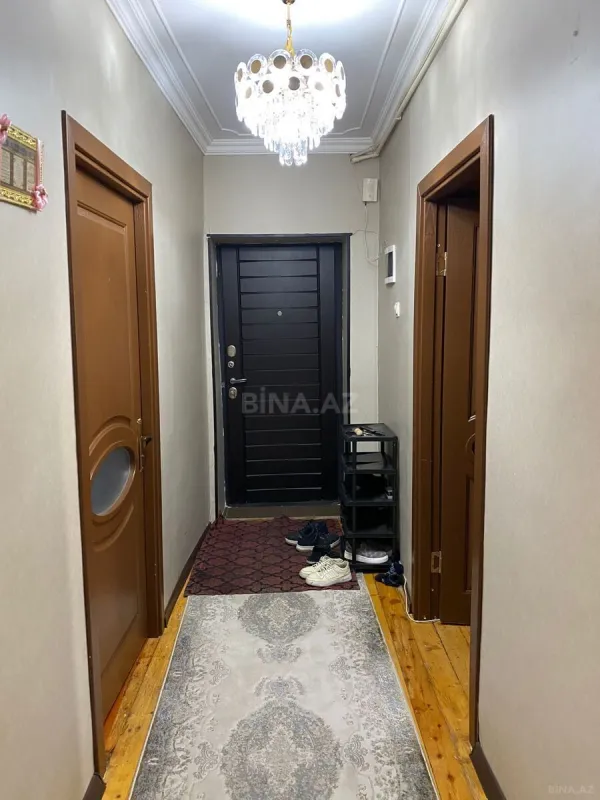 Satılır 4 otaqlı mənzil 100 m²