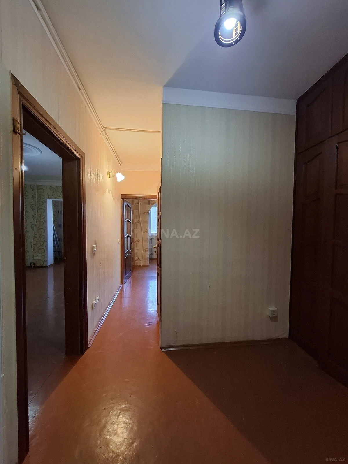 Kirayə verilir 2 otaqlı mənzil 65 m²